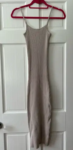 H&M Beige Dress