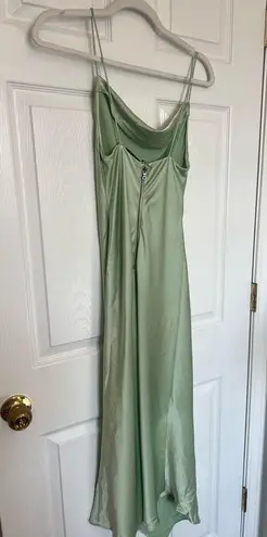 Alice + Olivia  Harmony Midi Dress in Green Tea - Image 11