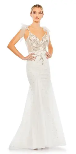 Mac Duggal Embellished Sleeveless Bow Tie Shoulder V-Neck Mermaid Gown