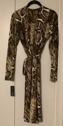 Donna Morgan NWT Wrap Tie Long Sleeve Snake Print Dress Black/Taupe/Brown