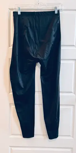 YITTY NWT Black Headliner Shaping High Waisted Leggings