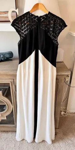 Mikael Aghal Elegant Black & White Satin Dress Crochet Embellished Top Size 8