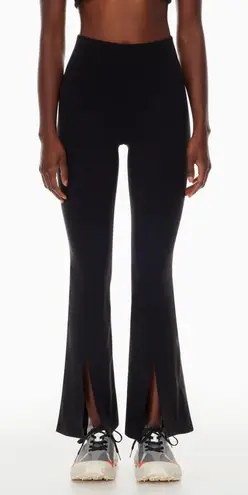 Aritzia  TNAction TnaBUTTER SPLIT Hi-Rise Flare Legging in Black thumbnail 1