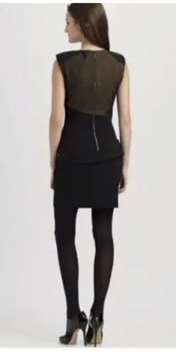 Black Halo Women's Black Sleeveless Sheath With Shoulder Pads Pockets Size 2