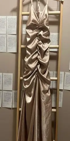 Jessica McClintock Vintage Y2K Gold Satin Halter Maxi Evening Formal Ruffled Gown Dress