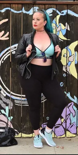 2X pLeather crop zip up long sleeve blouse