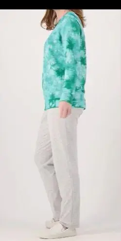 Denim & Co French Terry Crystal Wash VNeck Pullover A520016 NWT 1X Vibrant Green