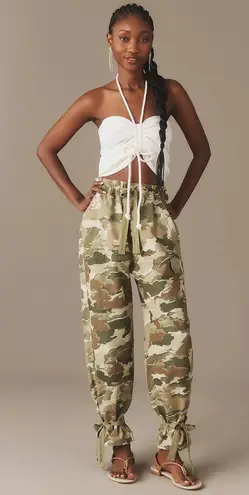 Pilcro Brand New Women’s Anthropologie by: Camo Paperbag Pants Size: Medium