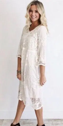 white floral prom dress Cute V Neck Open Back White Lace Floral Short Prom Dresses, Backless W –  Shiny Party