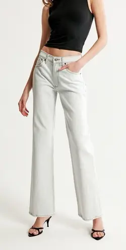 Abercrombie & Fitch  Curve Love The Baggy Mid Rise Jeans Size 34 - Image 1