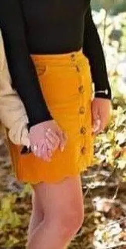 Francesca's Yellow Skirt