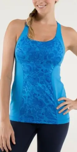 Lululemon extreme energy cornflower blue  paisley print tank top