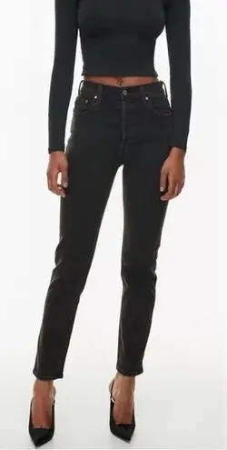 Aritzia  denim Forum the Yoko high rise slim jeans in black