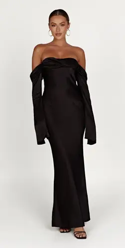 Meshki Long Sleeve Formal Dress