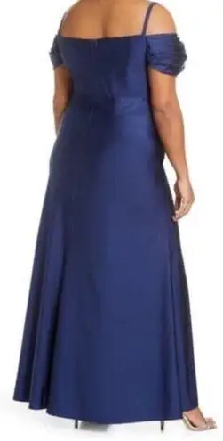 Morgan & Co power satin evening gown royal blue 22W