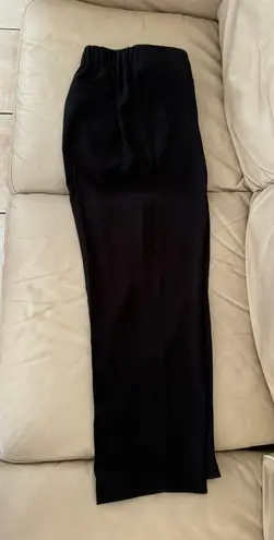 Elie Tahari Elite Tahari PLEATED BLACK STRAIGHT LEG PULL ON PANT