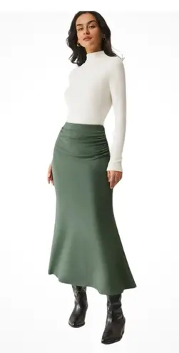 NWT OGL Move Mermaid Maxi Skirt Olive Womens Med Knit Jersey Everyday Stretch Green