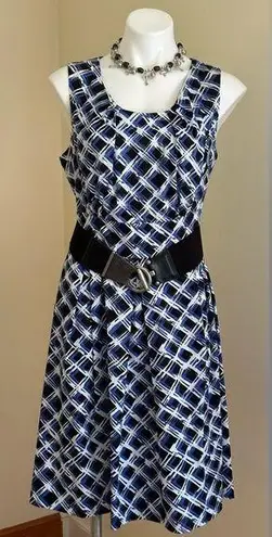 East 5th Street Black White Blue 3D Squares Dress SZ 16 pleated top and bottom