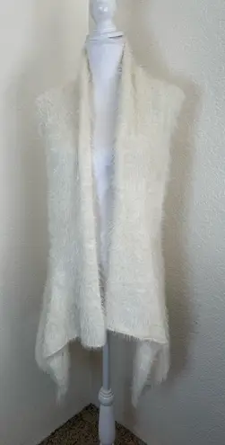 Escoi eyelash knit open front cardigan vest with crochet back White Size M