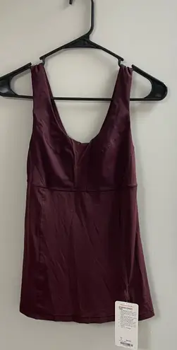 Lululemon Womens Tank Top Wrappers Delight Tank Sz 4 Burgundy New with Tags NWT