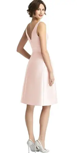 Alfred Sung New With Tags Pink V-Neck A-Line Dress size 2 with pockets
