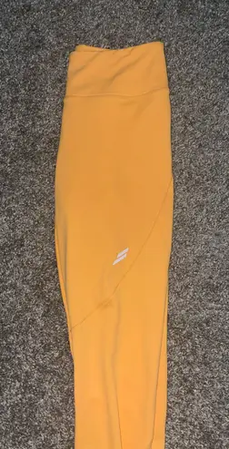 DOYOUEVEN Yellow Leggings