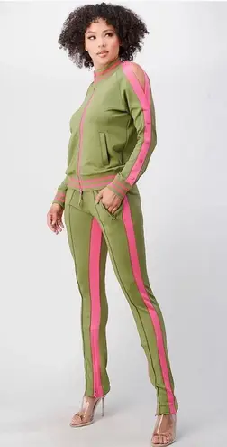 Ariya Jeans Aryia’s Cotton Cold Shoulder Jogger Set