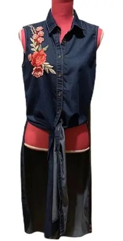 Sleeveless denim blue button up tunic Size S