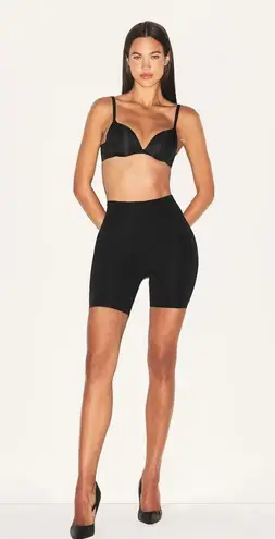 SKIMS Body Hip Enhancing Padded Short in Onyx, Size X-Small