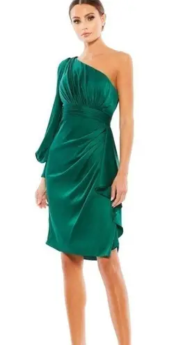 Mac Duggal NWOT IEENA SATIN ONE SLEEVED COCKTAIL DRESS Emerald Green Size 0
