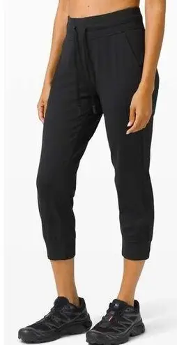 Lululemon [] Black Ready To Rulu Jogger Crop High Rise Athleisure Workout Size 2