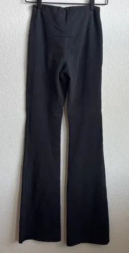 SKIMS Onyx Outdoor High Waisted Flare Legging Pants size Small