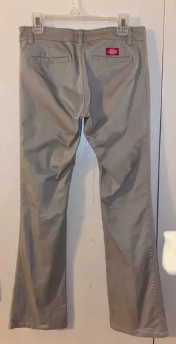 Dickies women's khaki twill pant - size 9