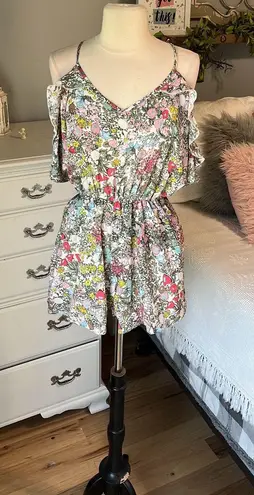 Ellie & Kate Floral Romper Spaghetti Strap Beach Summer Medium
