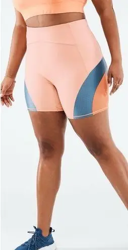 Fabletics  Womens High-Waisted Motion365 Run Short 6" Plus Size 3X GUC Activewear