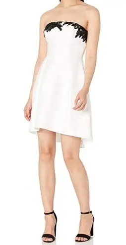 Halston Heritage  White Black Floral Applique Strapless Fit Flare Cocktail Dress