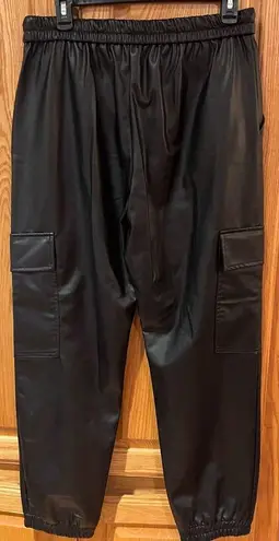 ZARA  Black Vegan Faux Leather Cargo Joggers Jogger Pants Size Large