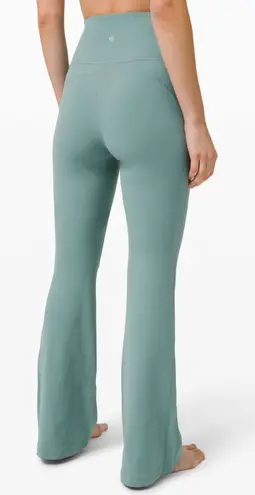 Lululemon groove high rise pant in tidal teal