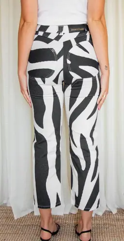 House of Sunny Rewa High waisted crop jeans in Zebra print sz 4 Black
