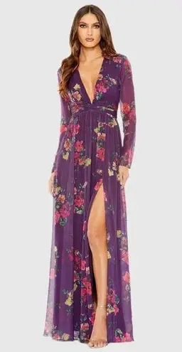 Mac Duggal Long Sleeve Ruched Top Deep V-Neckline Gown Purple Size 10 NWT #68558