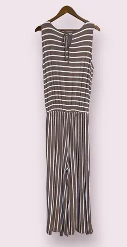 Zenana Outfitters Beige & White Striped Jumpsuit with Pockets - size large