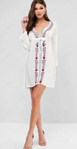 Boho Embroidered Tunic Dress OS/L Floral Plunge Neck Tunic Swim Coverup Kaftan White Size L