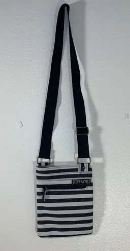 Dakine Striped Jive Crossbody Dark Wash Denim Navy Blue White Purse Green Logo