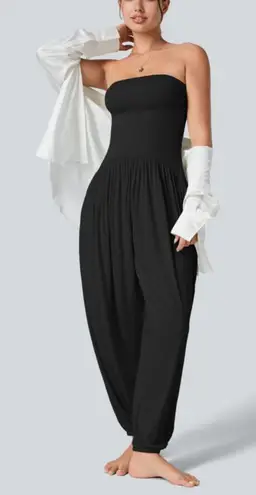 Halara NWT Tube Top Style Side Pocket Jumpsuit SIZE S. Haram style. Stretchy!