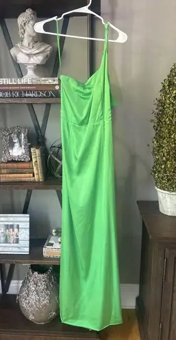 AMUR Deena One Shoulder Satin Evening Gown Green Daylily Womens Size 10