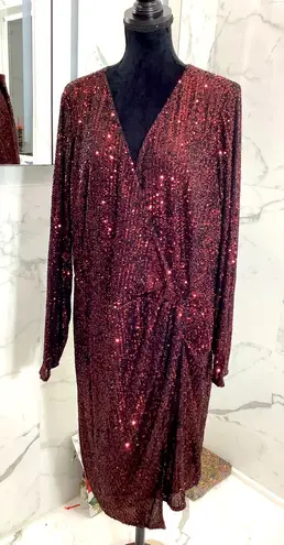 City Chic Beautiful sequined dress PLUS SIZE 🌹🌹🌹