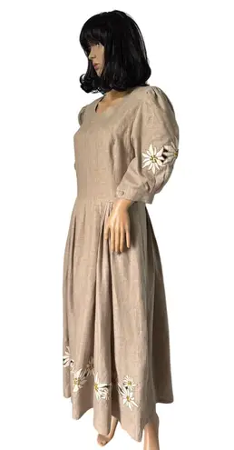 Retro Linen Midi Dress with Floral Appliqué and Puff Sleeve Detail Medium Tan