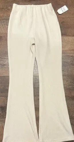 NWT Sadie & Sage Ivory Colored Flair Pants Size Small White