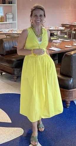 TOCCIN X RTR Bright Yellow Nylon Hourglass Sleeveless Twist Front Dress Size 10