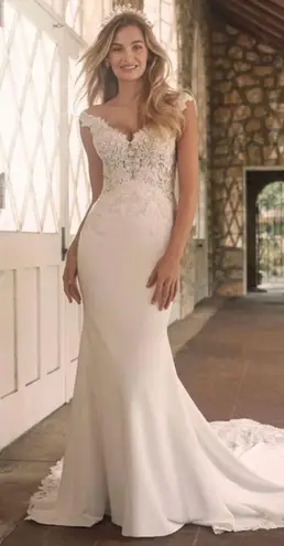 Maggie Sottero Wedding Dress White Size 4